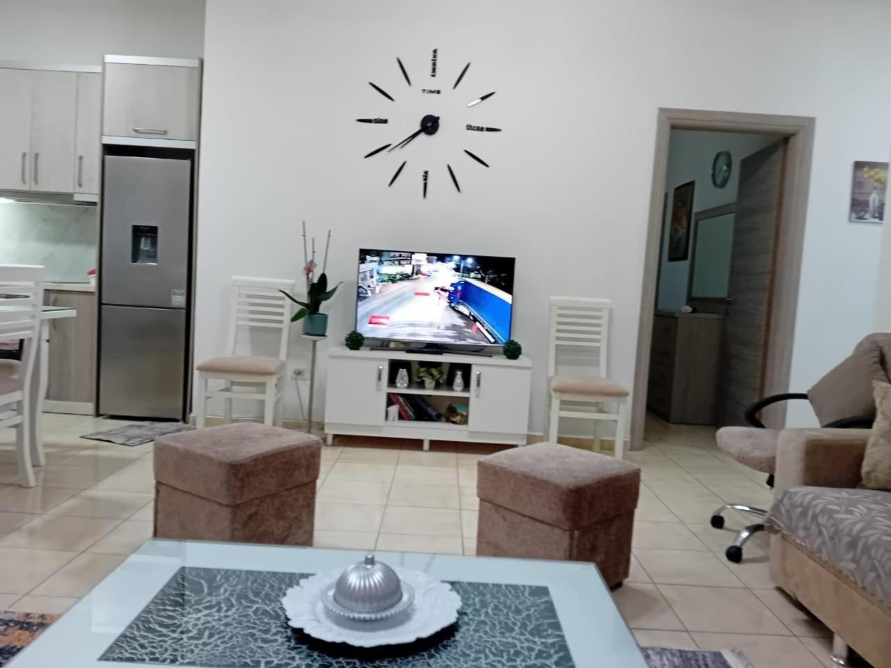 Enel Apartment City Center Sarande Bagian luar foto